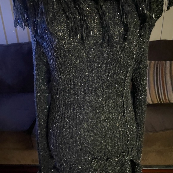 New W/ Tags~Black/Silver Laseine Sweater - Picture 10 of 16